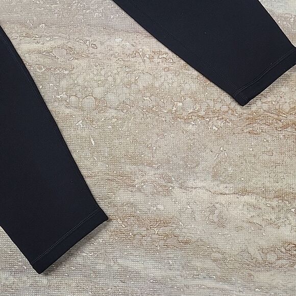 ATHLETA ALTITUTE TIGHT - WOMENS LEGGINGS SIZE LARGE POLY NYLON AND SPANDEX - Picture 3 of 11